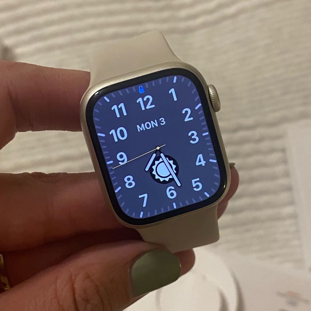 Gifted from my husband and don’t use it. Nearly perfect condition